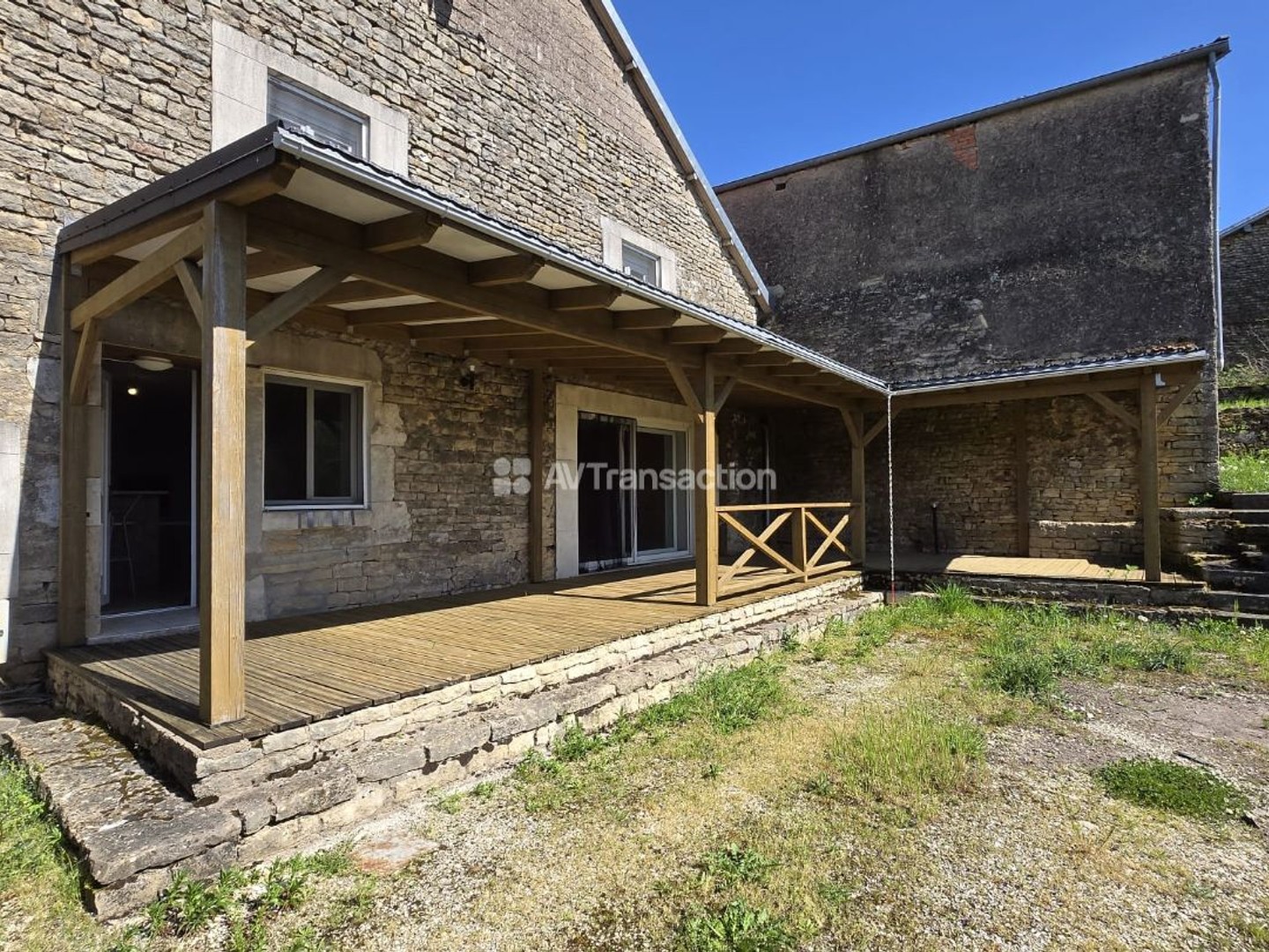 Maison à vendre - 6 pièces - 144m2 - Pierrecourt (70600)