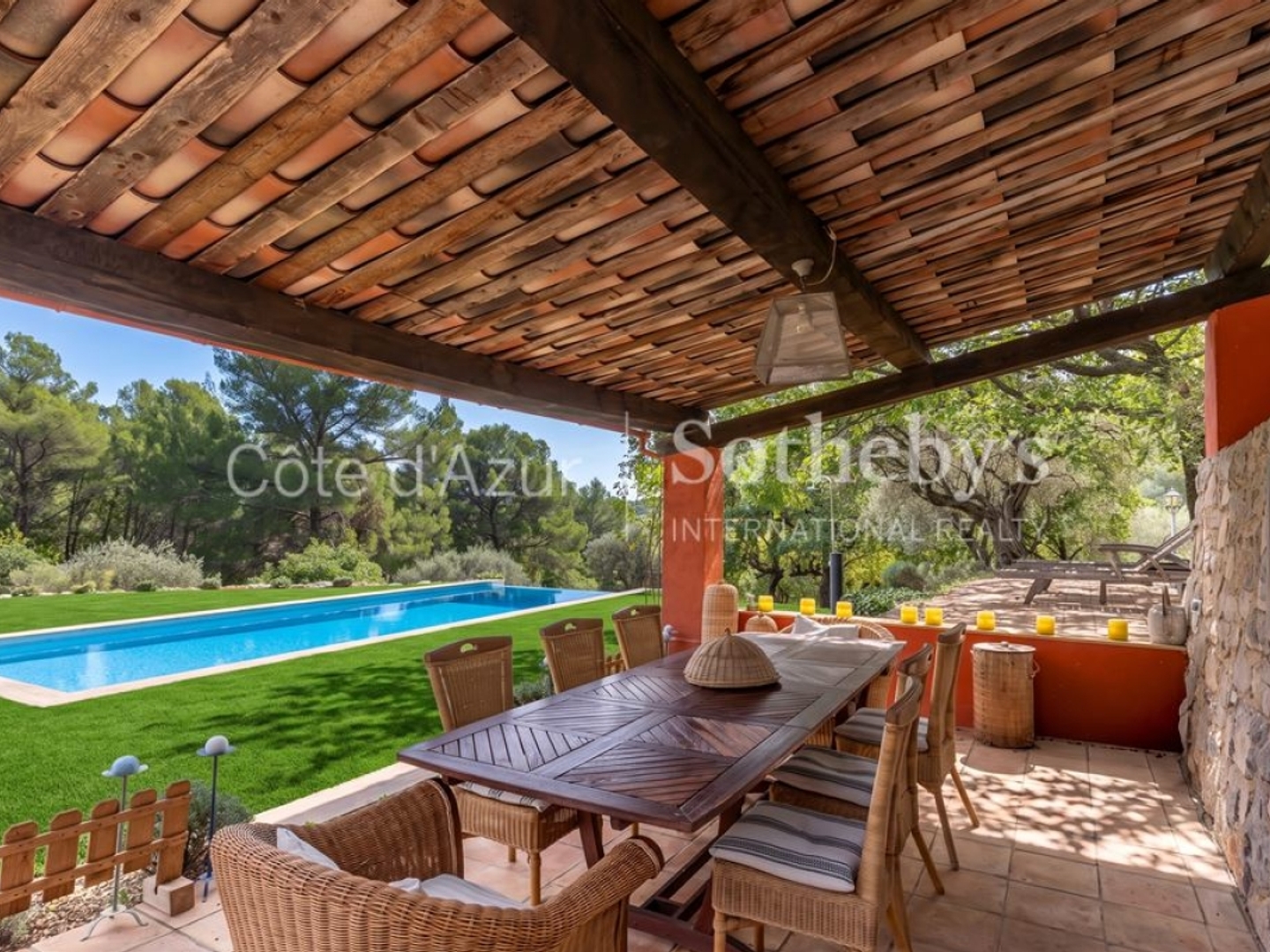 Maison à vendre - 6 pièces - 200m2 - Fayence (83440)