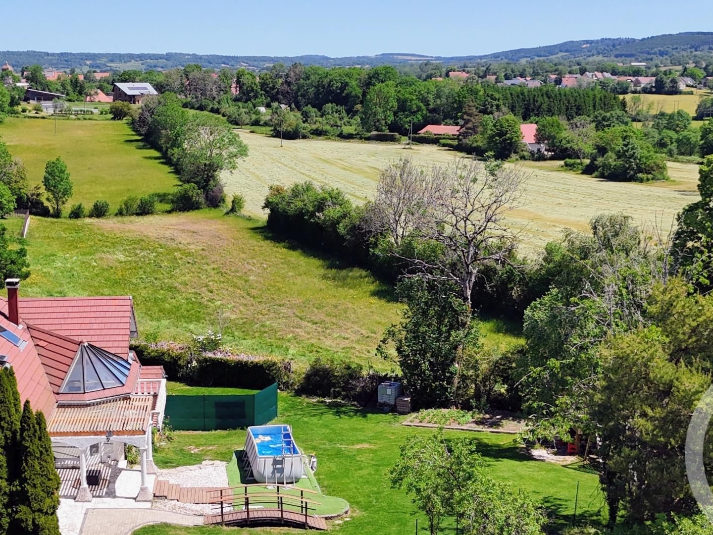 Maison à vendre - 8 pièces - 177m2 - Pierrefontaine-Le... (25510)