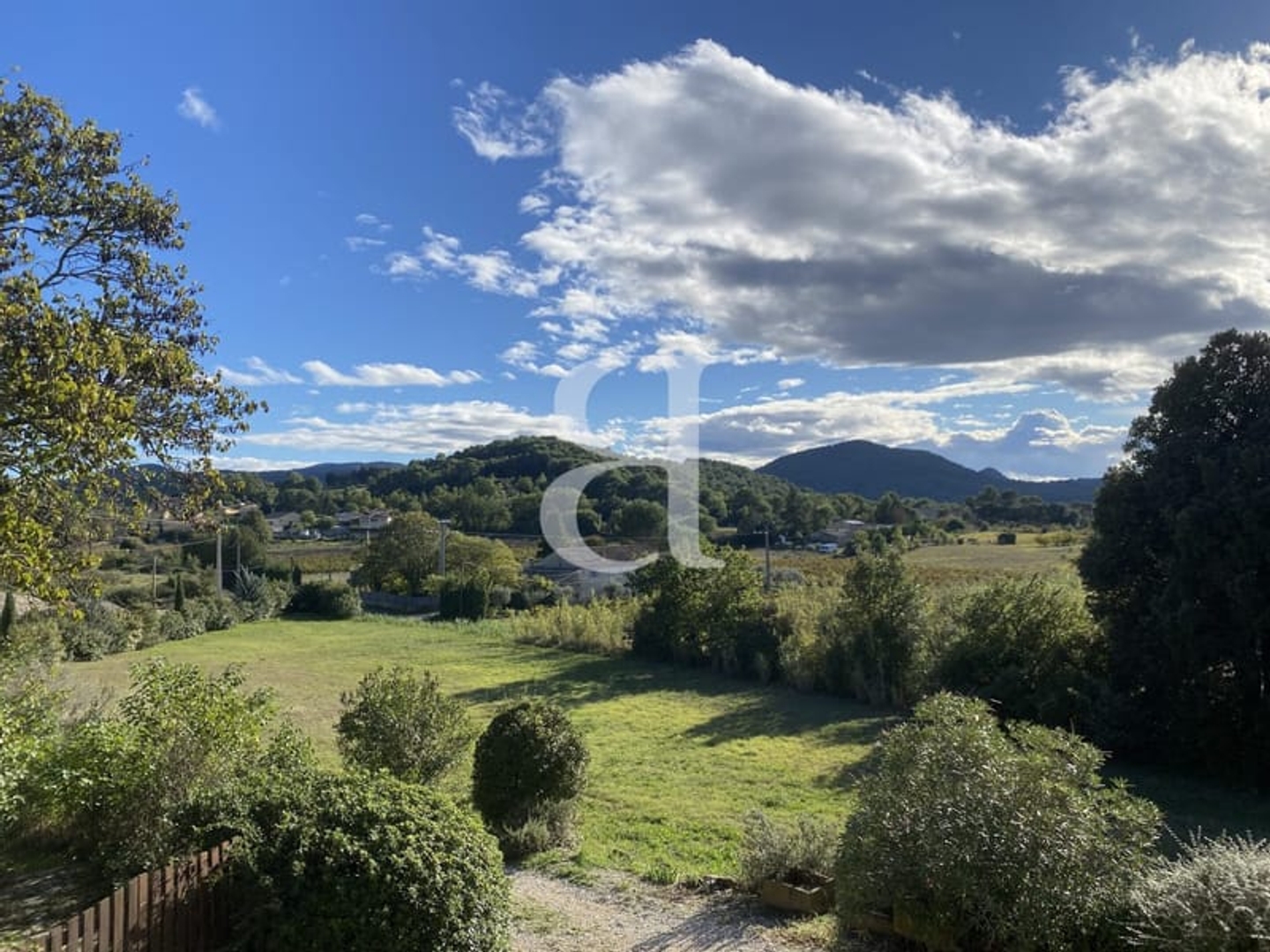 Maison à vendre - 4 pièces - 186m2 - Vaison-La-Romaine (84110)