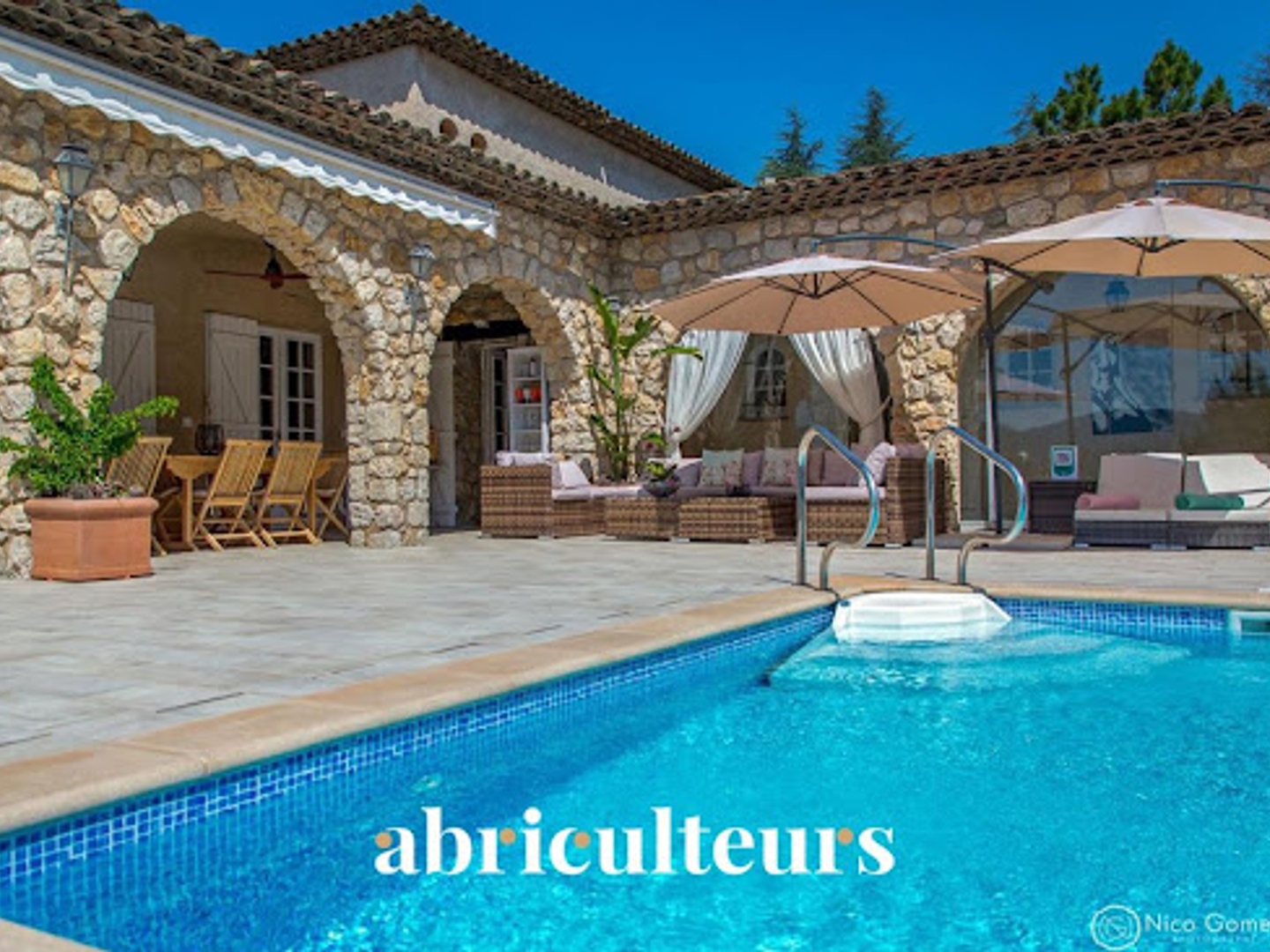 Maison à vendre - 10 pièces - 344m2 - Peymeinade (06530)