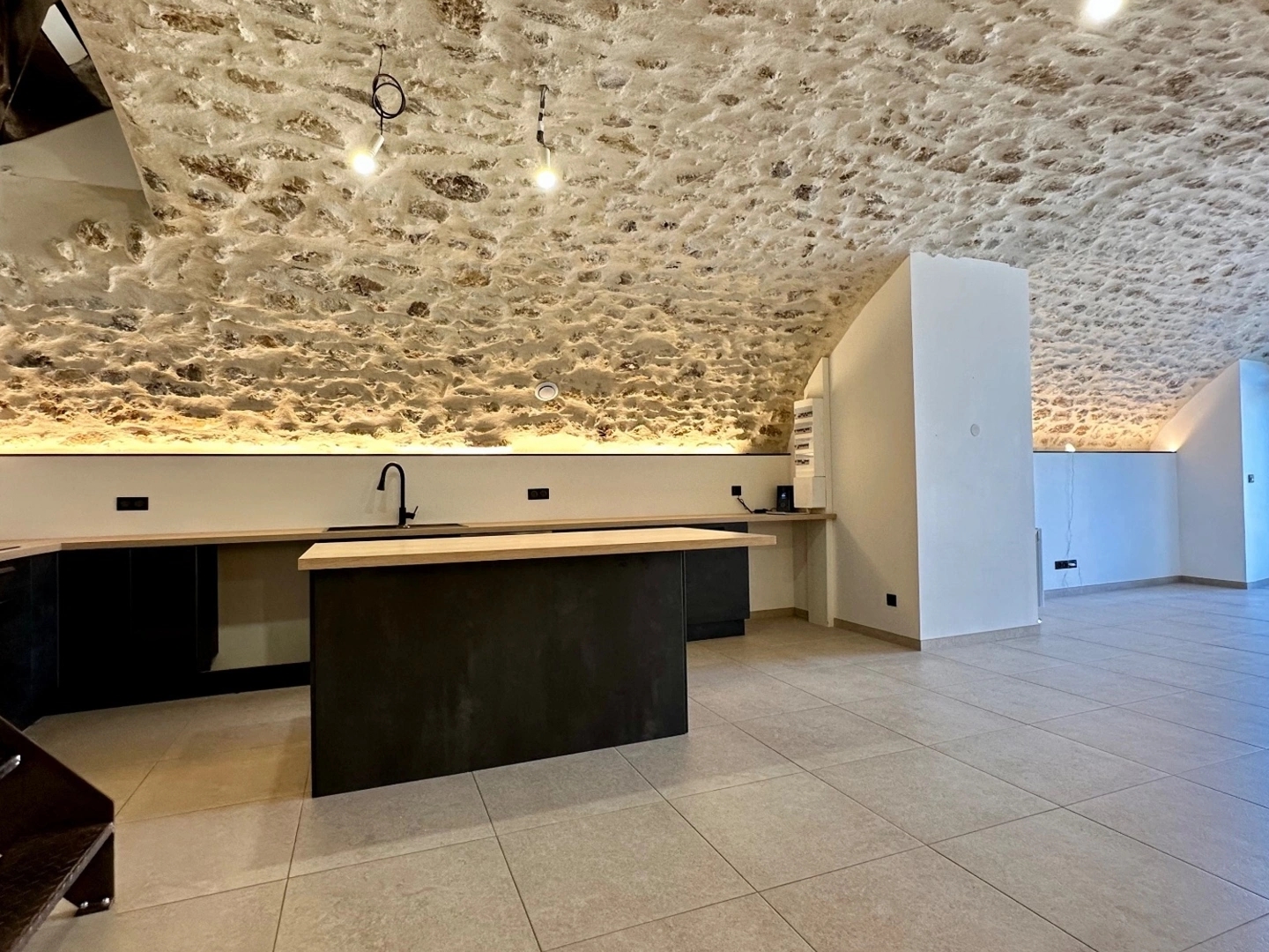Appartement à vendre - 3 pièces - 98m2 - Forges-Les-Bains (91470)