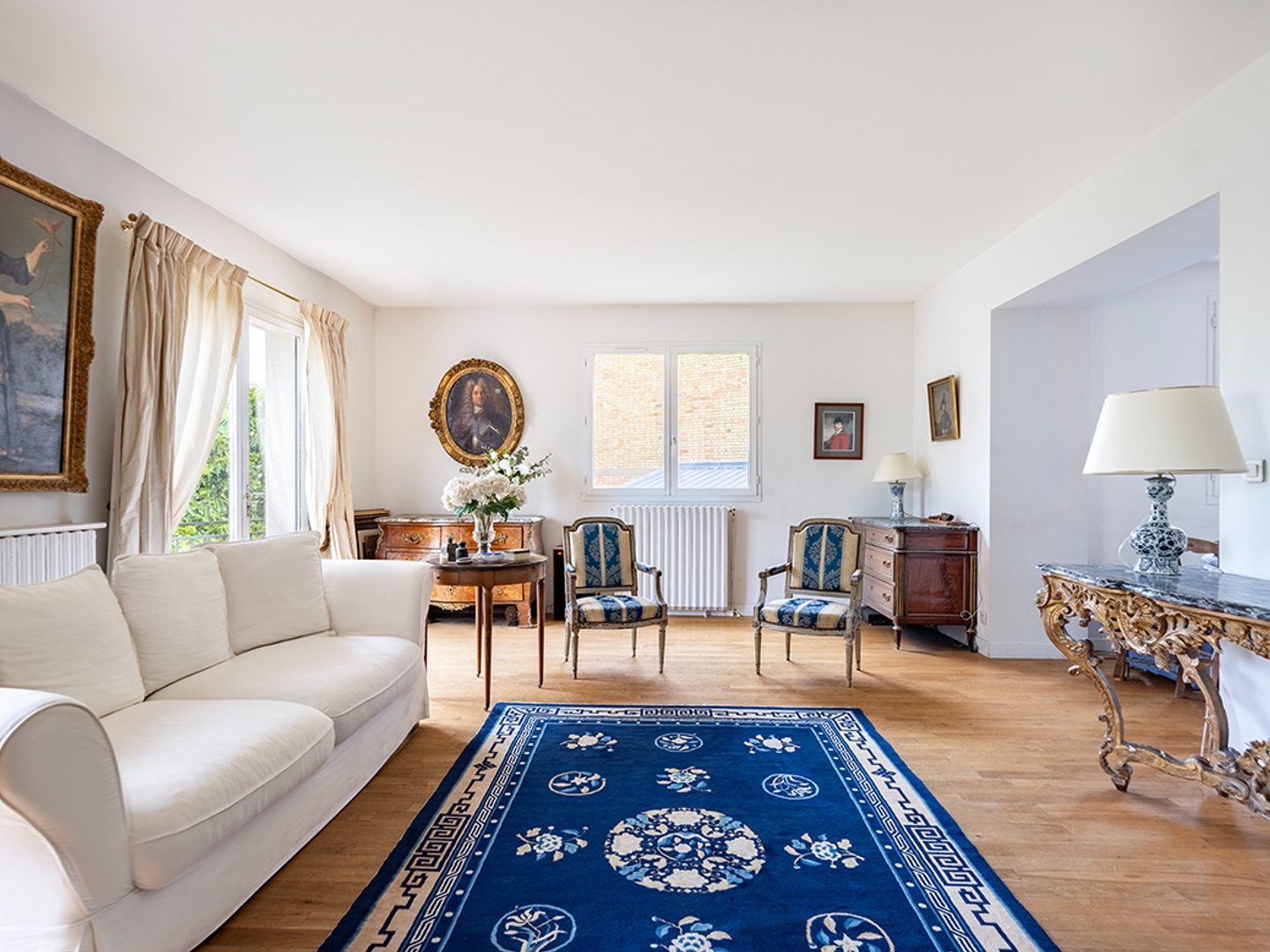 Vends maison - 200 m² - 7 pièces, 5 chambres - Versailles 78000