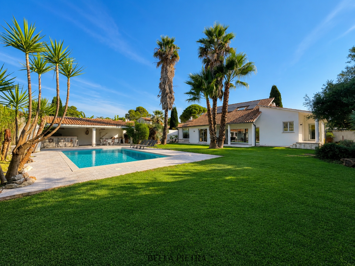 Maison à vendre - 5 pièces - 180m2 - Sussargues (34160)