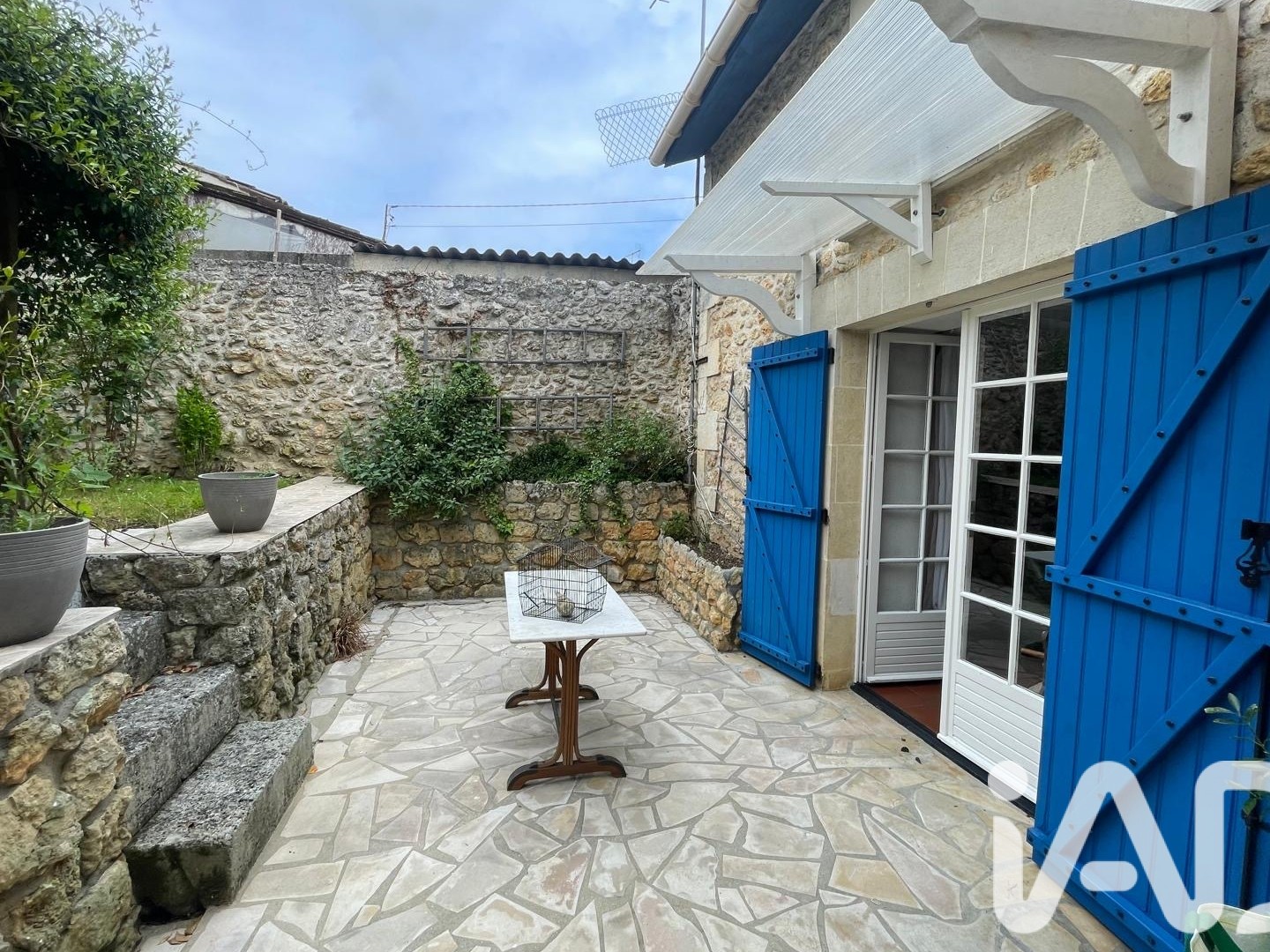 Maison à vendre - 5 pièces - 144m2 - Cognac (16100)