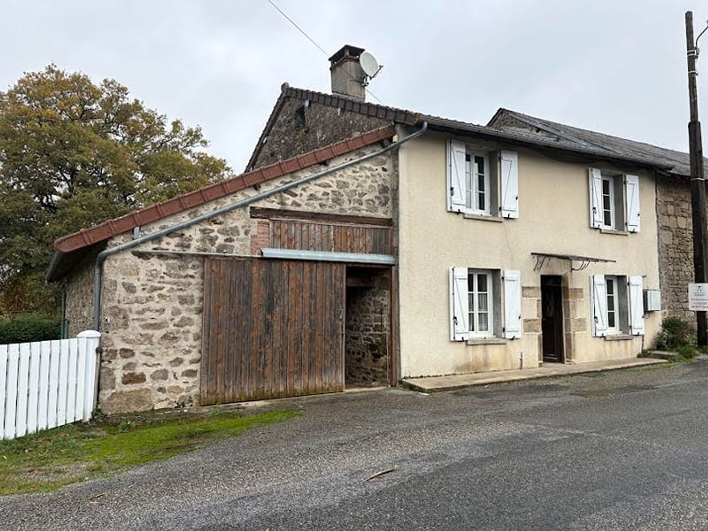 Maison à vendre - 5 pièces - 100m2 - Peyrat-Le-Château (87470)