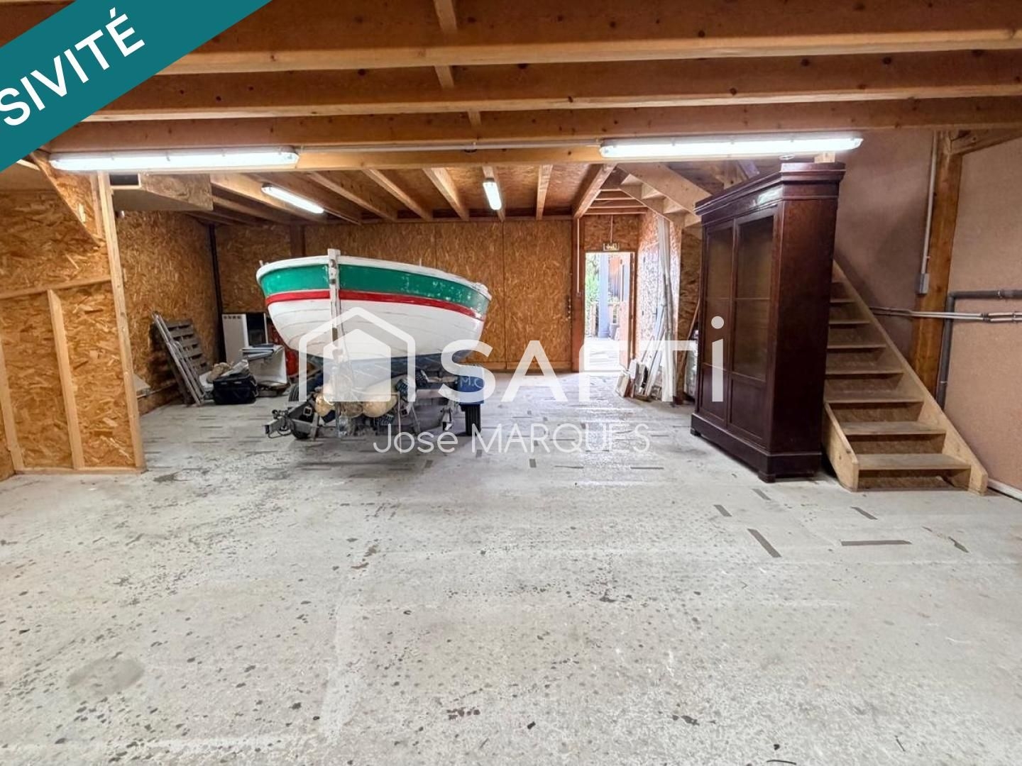 Bureaux à vendre - 3 pièces - 215m2 - Cogolin (83310)