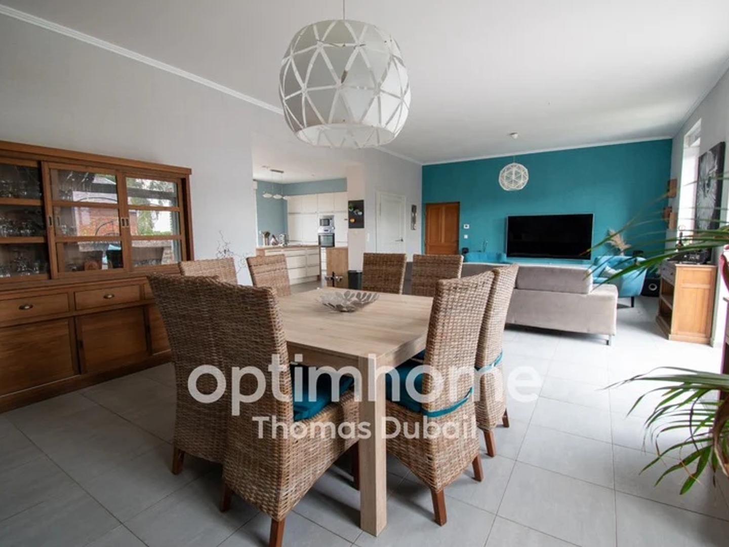 Maison 10 pièces 251 m²