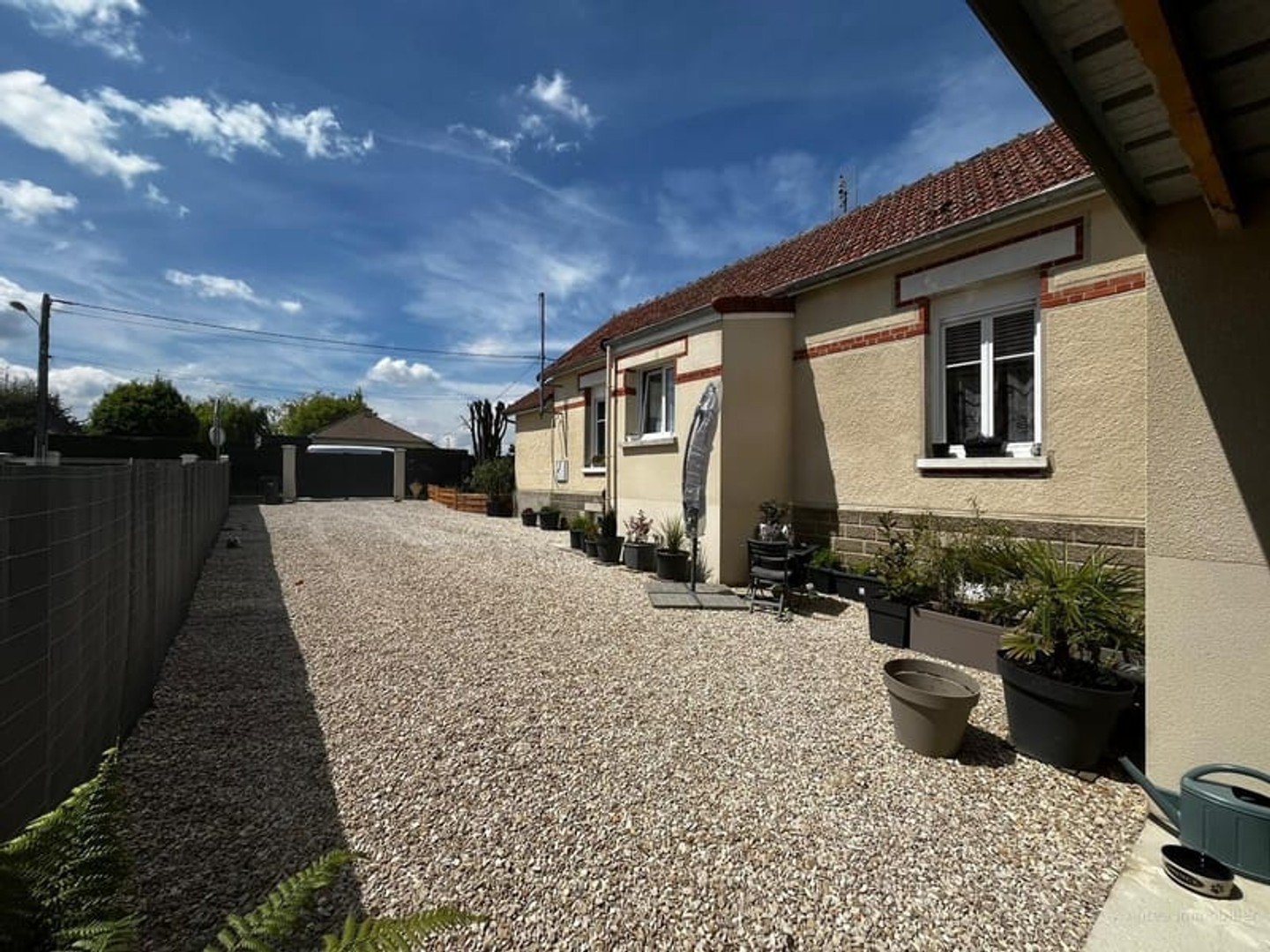 SUPERBE MAISON RENOVEE A 15MIN DE TROYES
