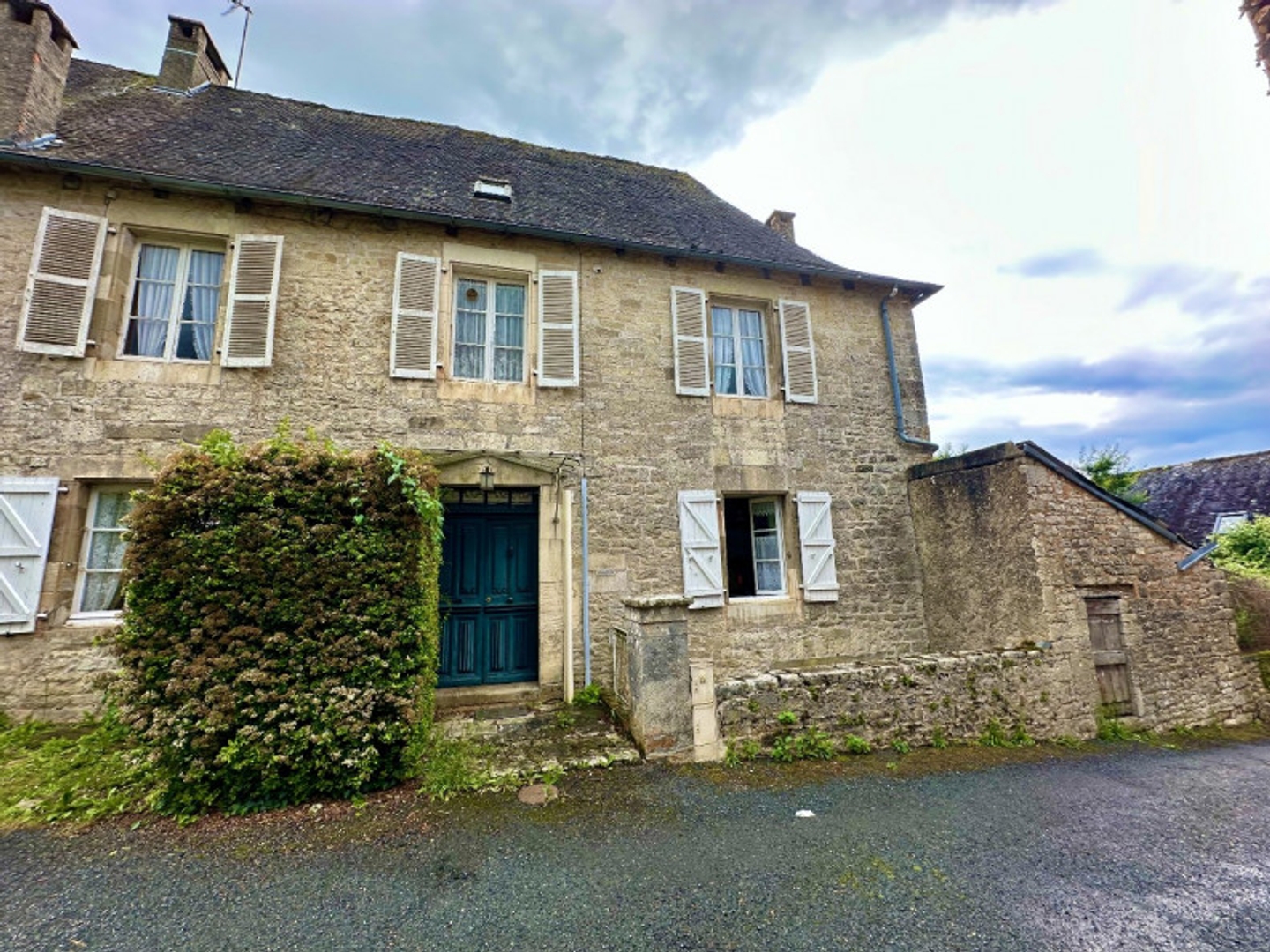 Maison à vendre - 6 pièces - 150m2 - Cressensac-Sarrazac (46600)