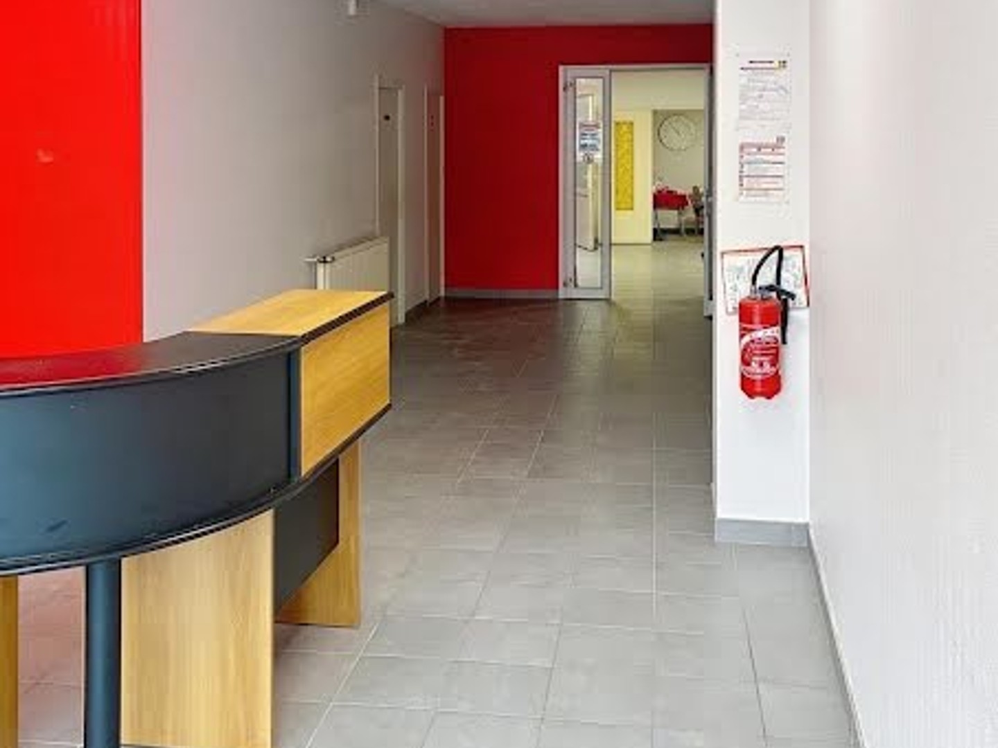 Local 5 pièces 161 m²