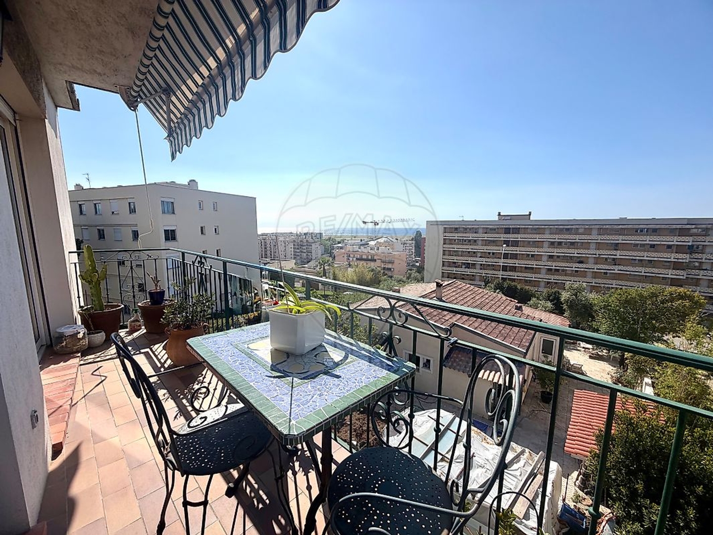 Appartement à vendre - 3 pièces - Nice (06200)