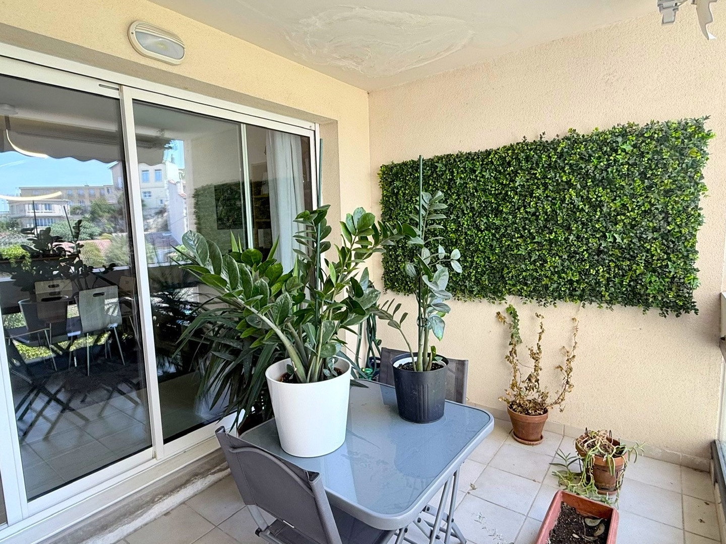Appartement à vendre - 2 pièces - 43m2 - Marseille 8e (13008)