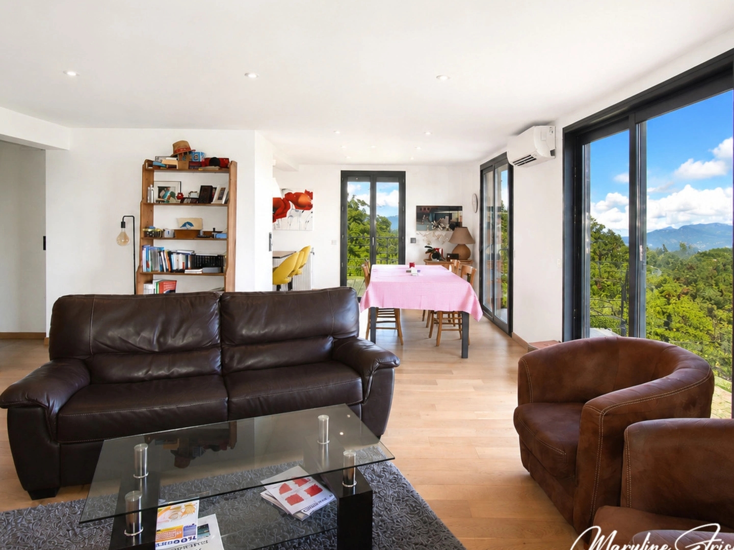 Maison à vendre - 7 pièces - 211m2 - Trévignin (73100)