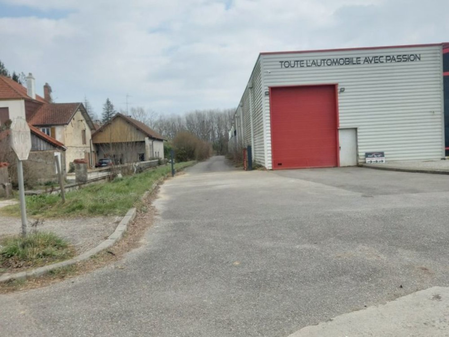 Locaux à vendre - 1500m2 - Bletterans (39140)