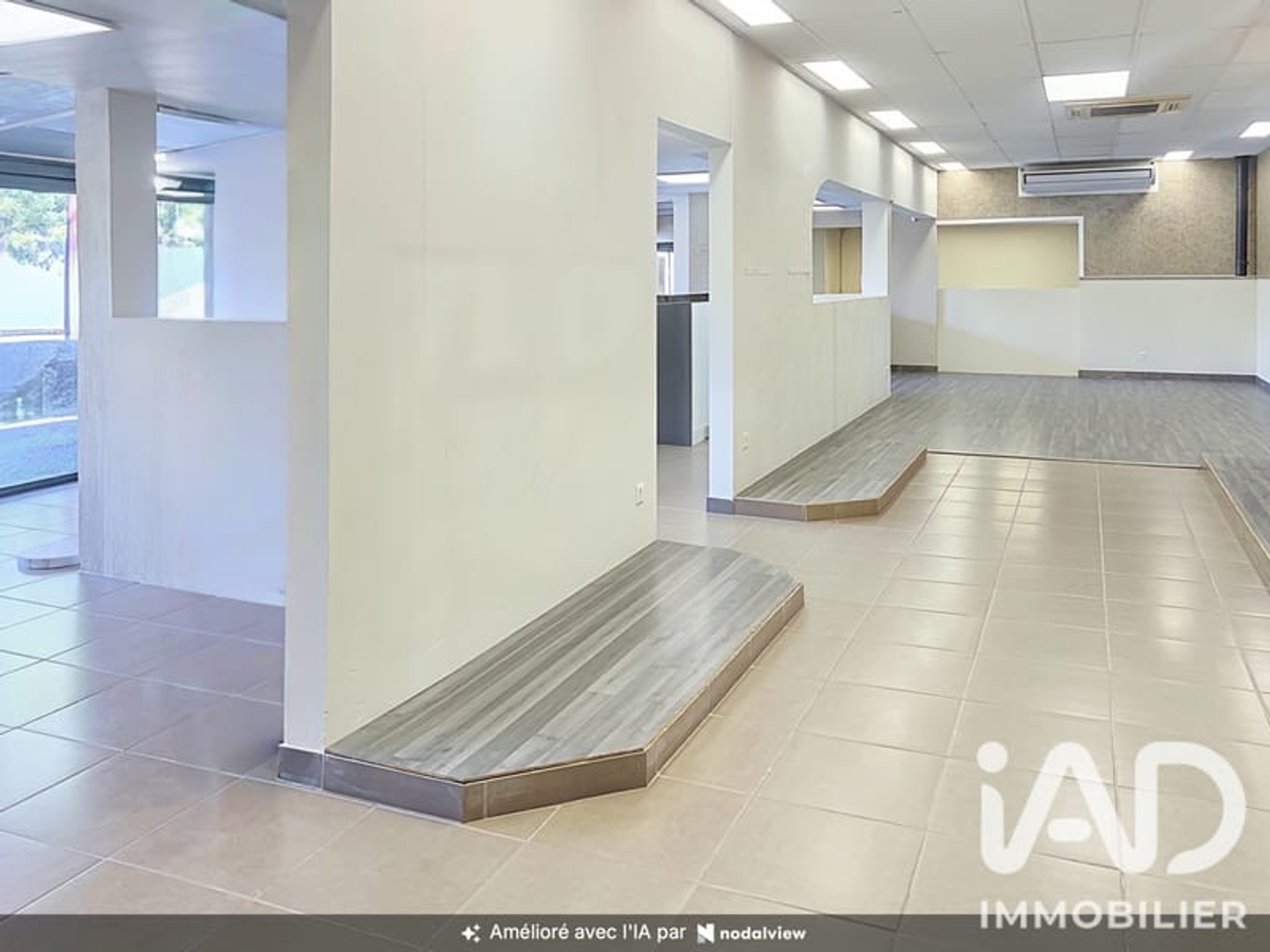 Locaux à vendre - 1 pièce - 300m2 - Monteux (84170)