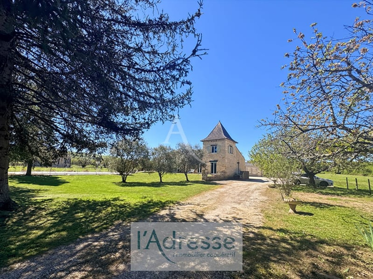 Maison 6 pièces 230 m²