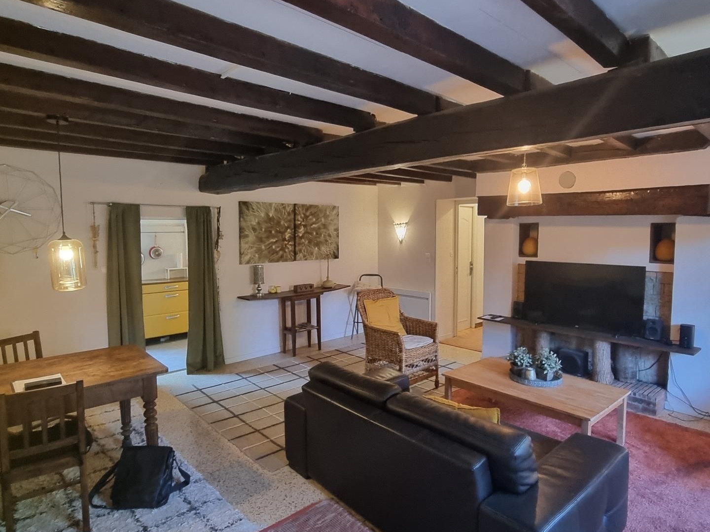 Maison à vendre - 3 pièces - 84m2 - Saint-Vincent-En-... (71440)