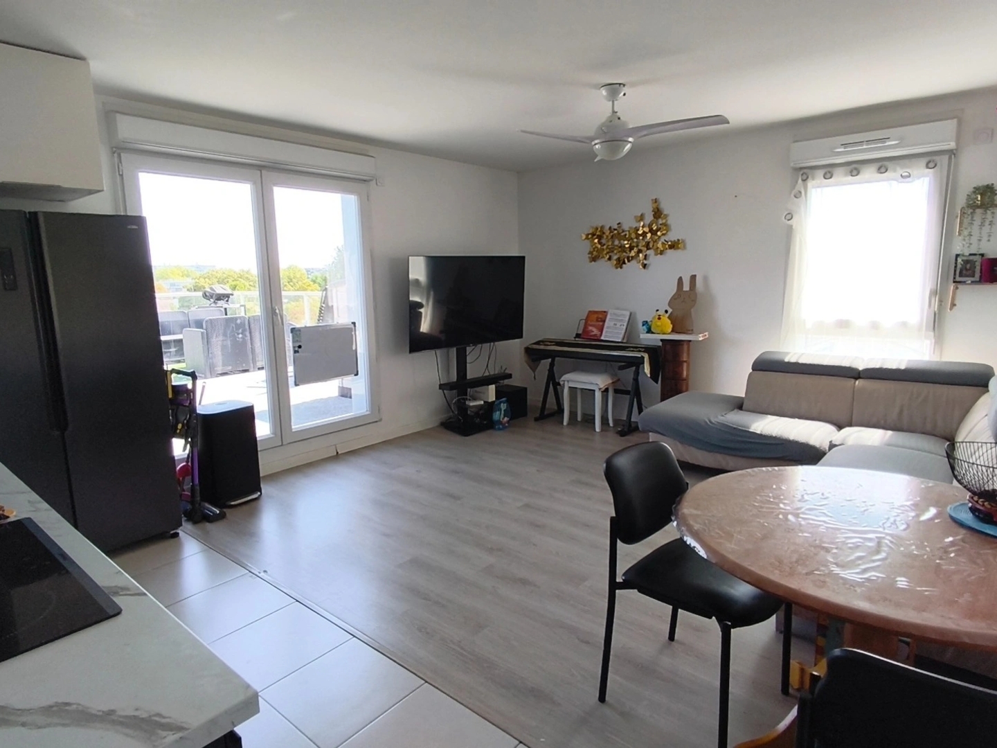 Appartement à vendre - 4 pièces - 72m2 - Noisy-Le-Grand (93160)