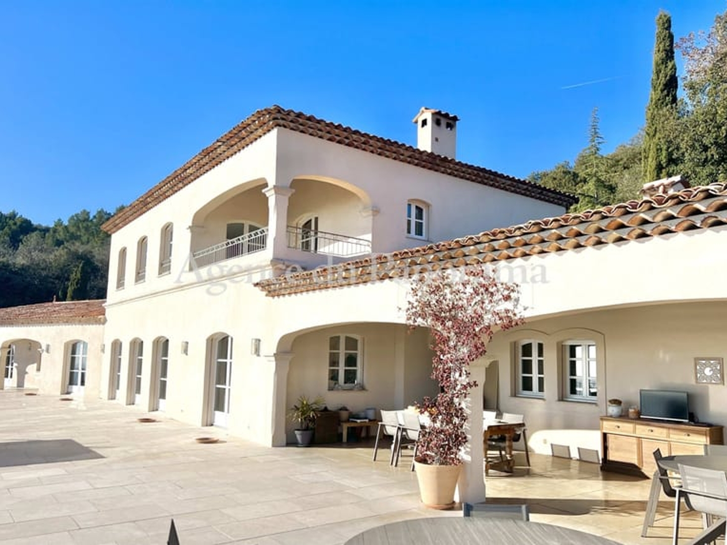Magnifique Panorama Pour Cette Propriete D'exception