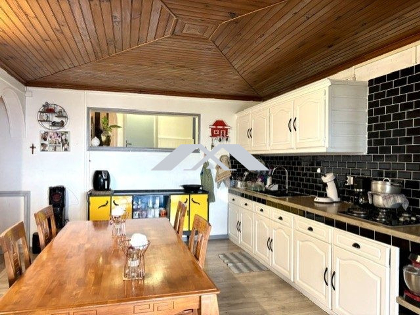 Immeuble à vendre - 10 pièces - 300m2 - Saint-Joseph (97480)