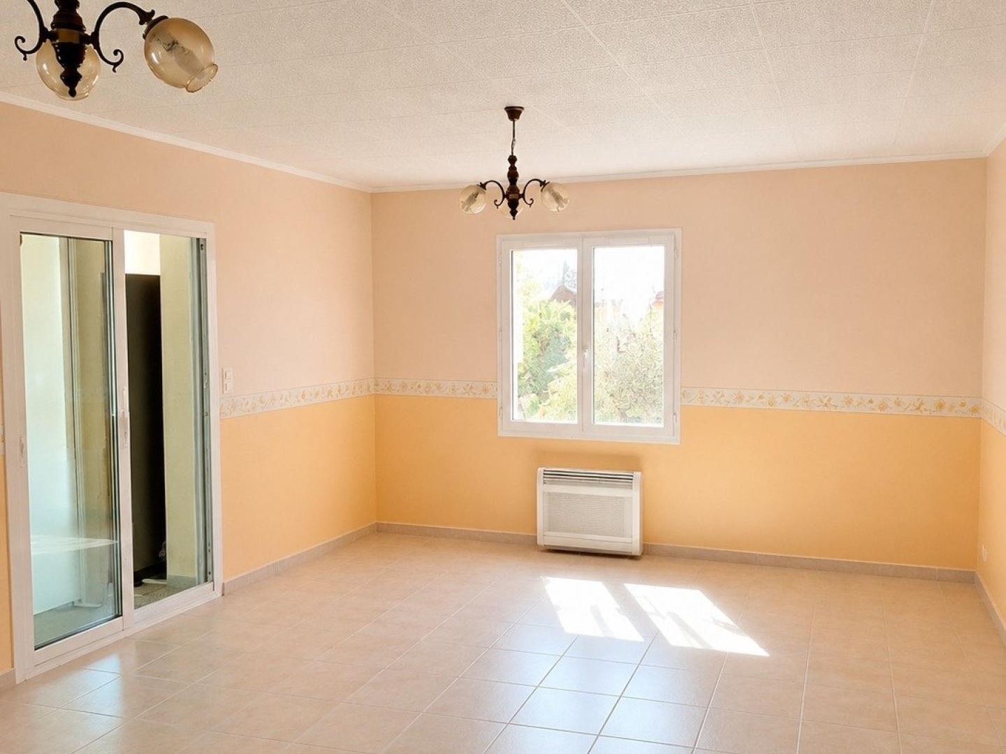 Une opportunité à ne pas manquer: découvrez cette magnifique maison.