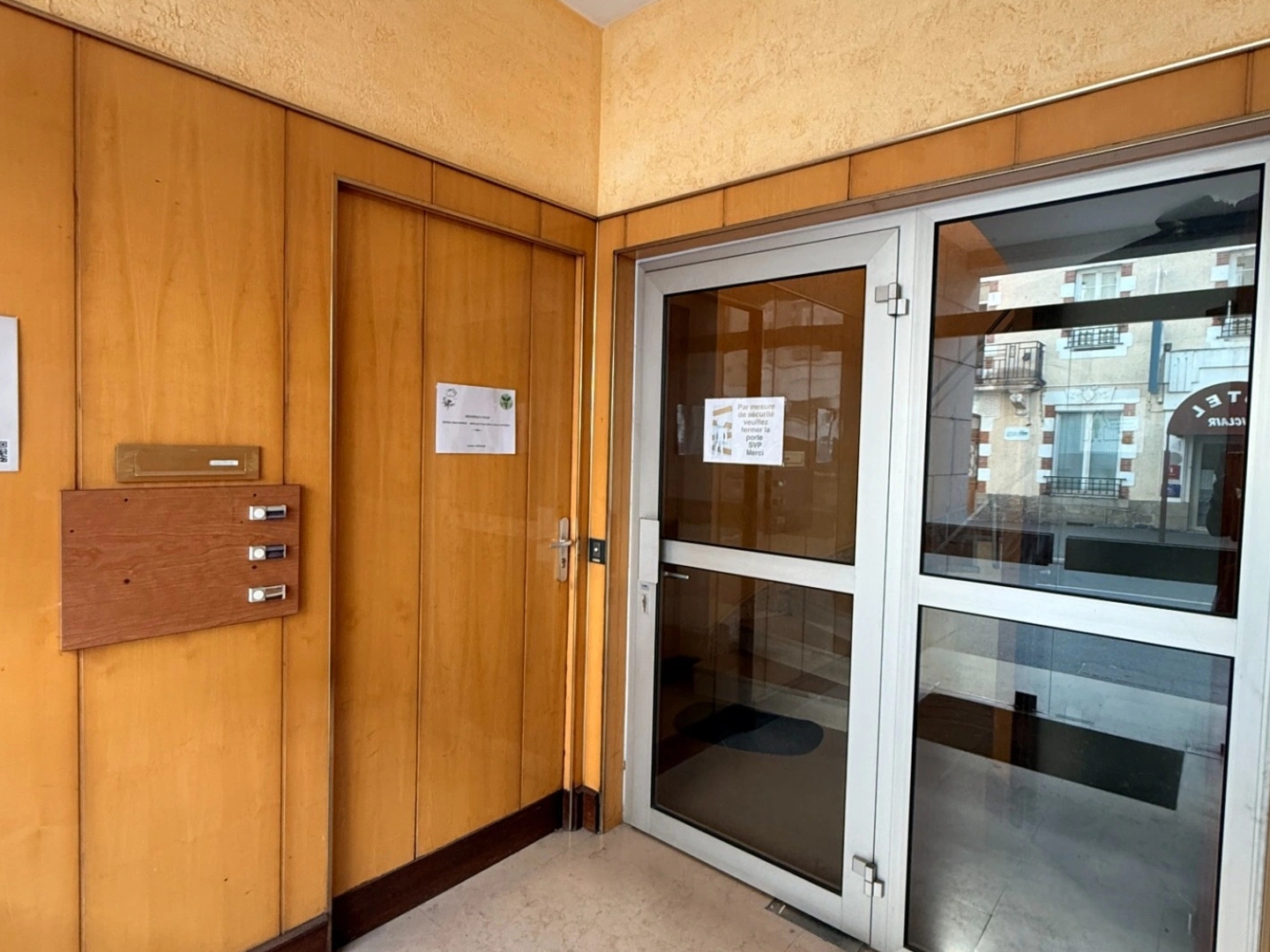 Appartement vendu loué 55m² avec place parking, Centre-ville de Guéret - Idéal investisseur 54 000 €