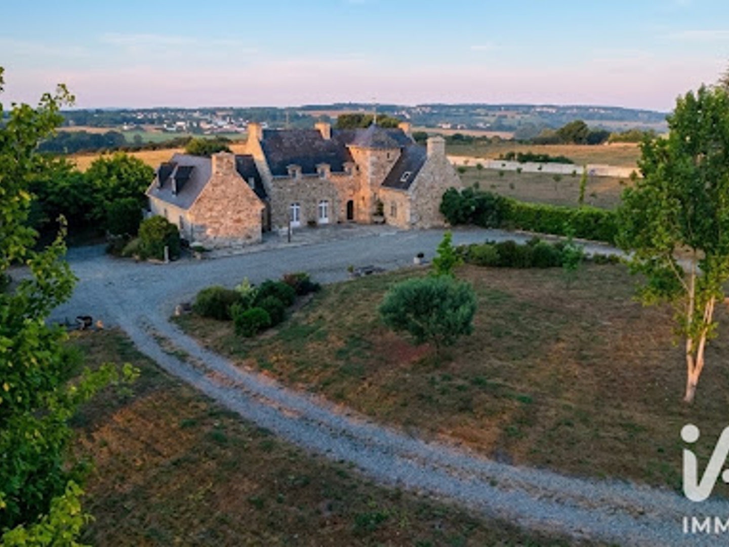 Propriété 17 pièces 490 m²