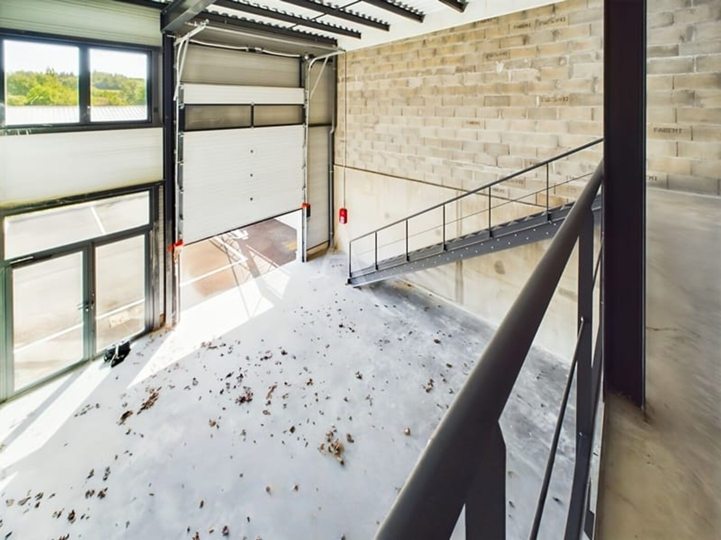 Bureaux 1 pièce 150 m²