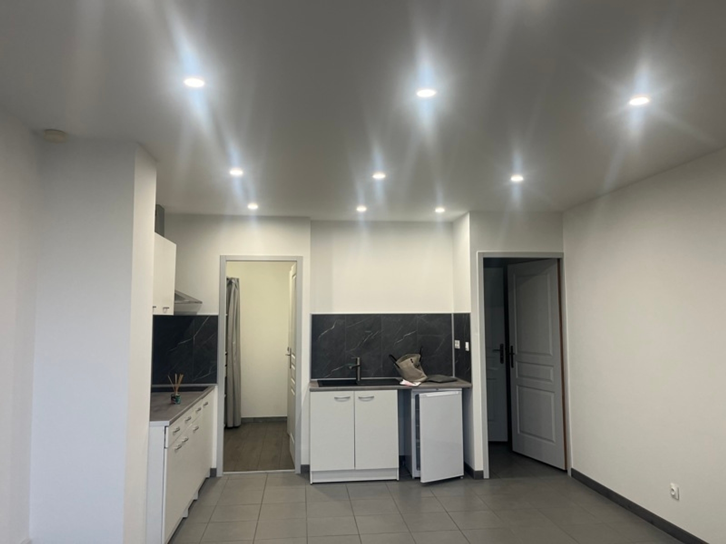 Appartement à vendre - 1 pièce - 29m2 - Oullins-Pierre-Bé... (69600)