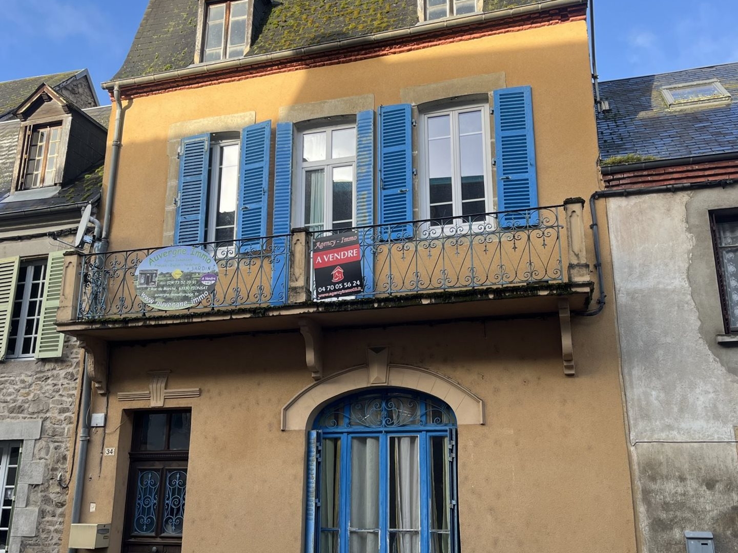 Maison ancienne bourg de Pionsat