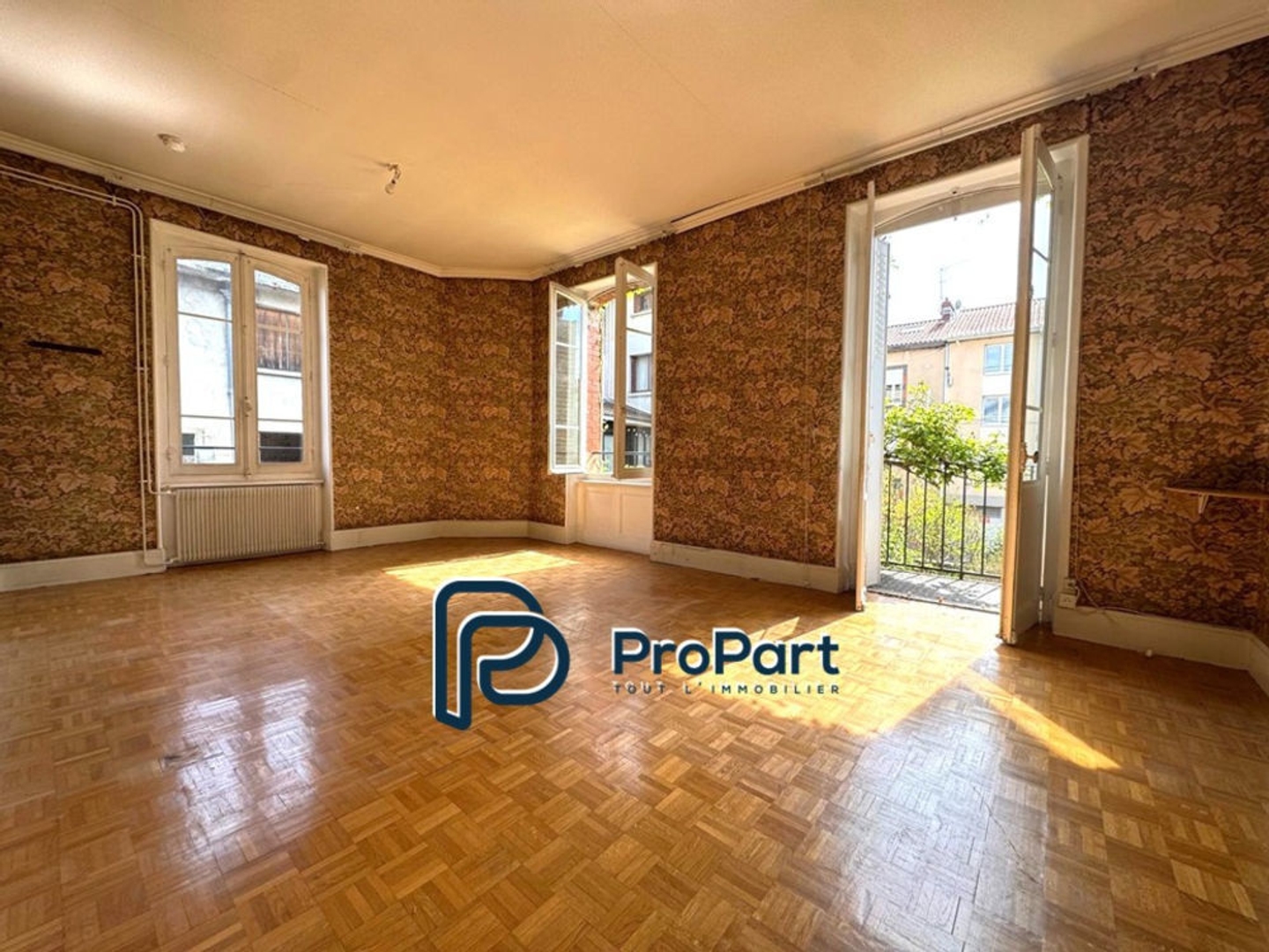 Maison à vendre - 6 pièces - 156m2 - Clermont-Ferrand (63000)