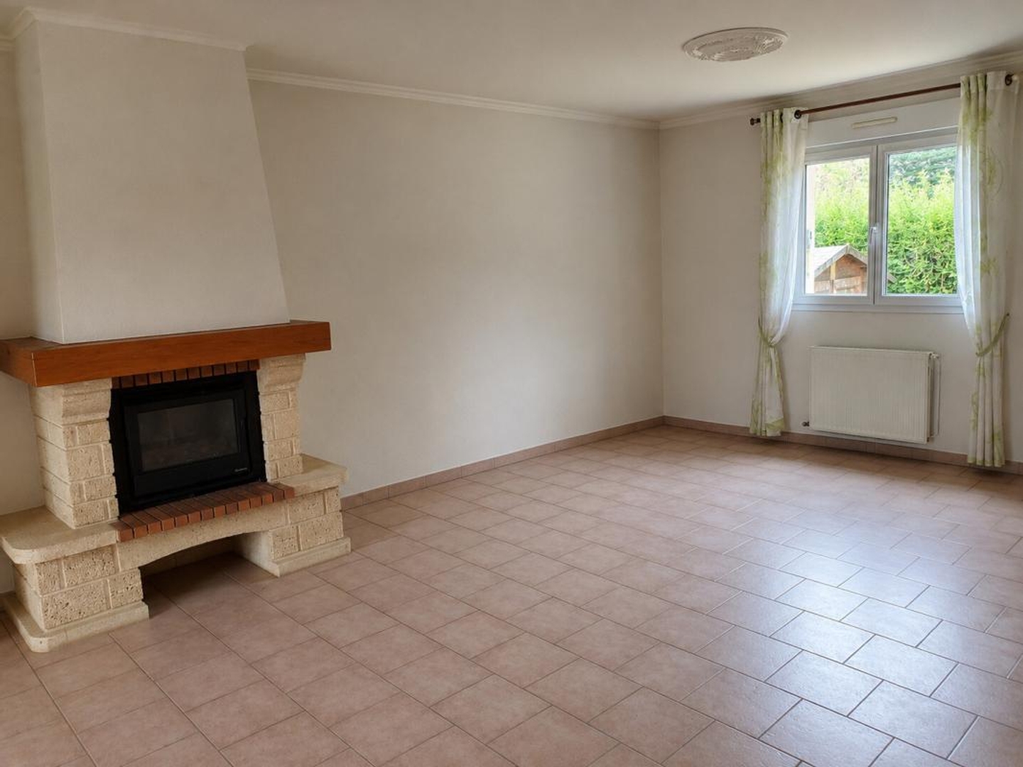 Maison à vendre - 4 pièces - 103m2 - Verneuil D'avre E... (27130)