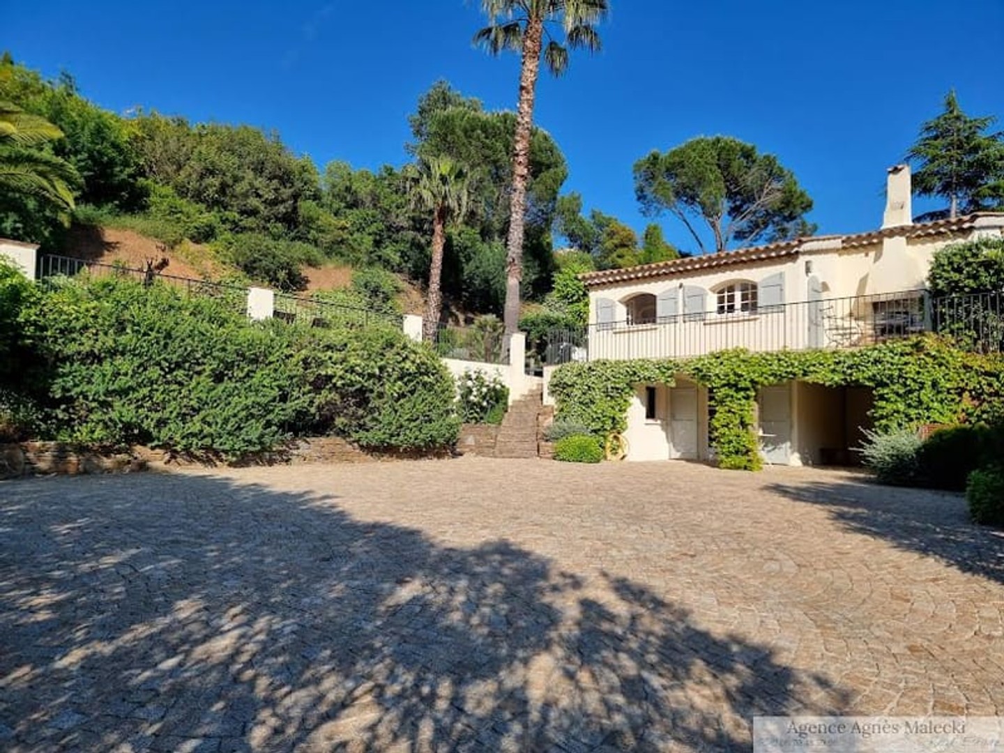 Villa 6 pièces 170 m²