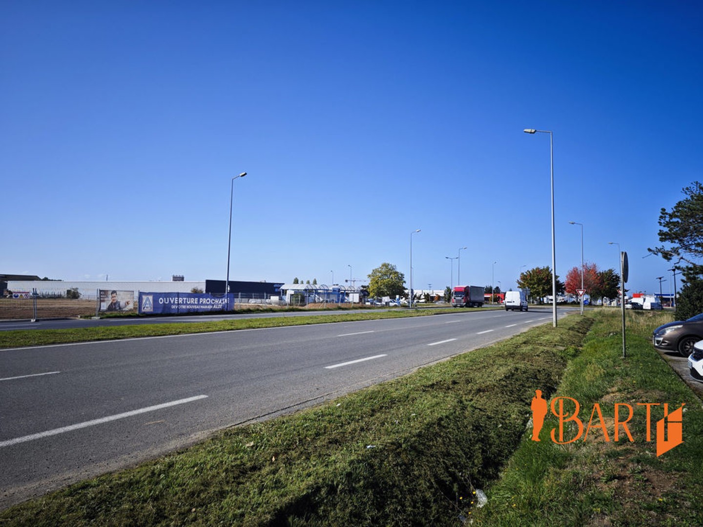 SAINT GERMAIN DU PUY ENSEMBLE INDUSTRIEL