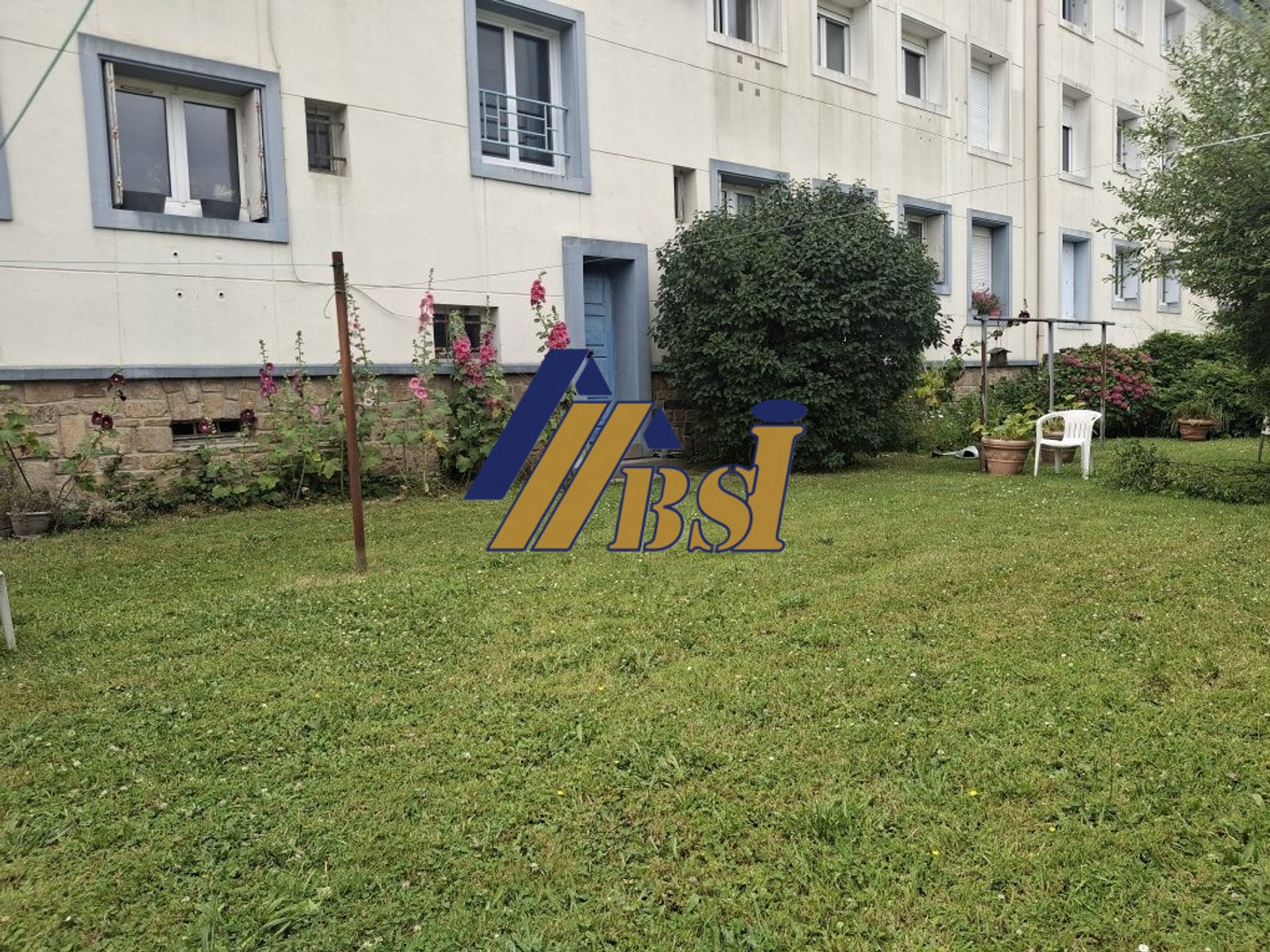 BREST Place de Strasbourg à vendre T5 avec jardin clos commun