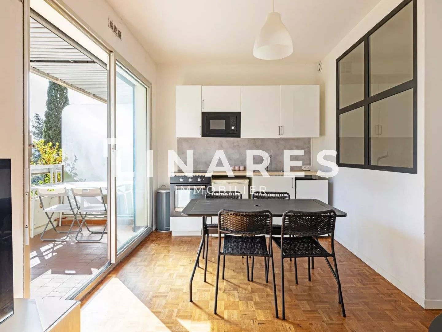 Appartement à vendre - 2 pièces - 33m2 - Marseille 8e (13008)