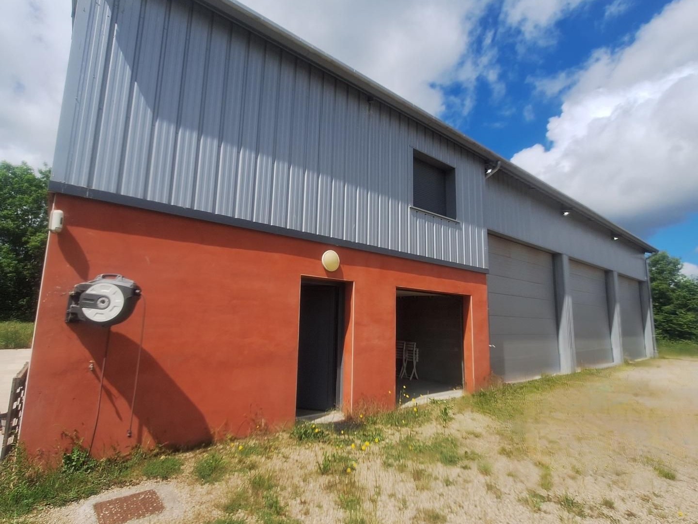 Bureaux à vendre - 6 pièces - 469m2 - Châtillon-Sur-Cha... (01400)