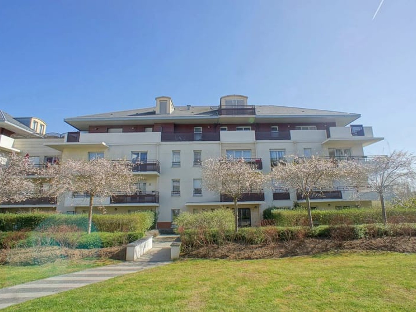 Appartement à vendre - 3 pièces - 69m2 - Carrières-Sous-Po... (78955)