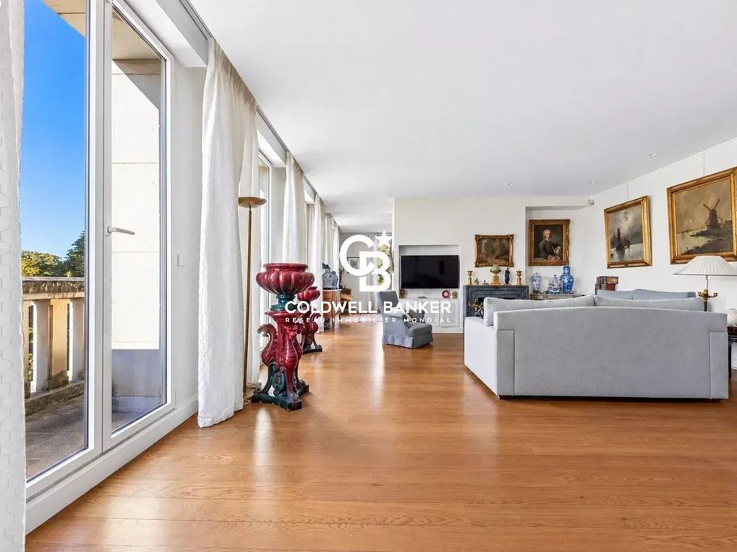 Appartement 6 pièces 249 m²