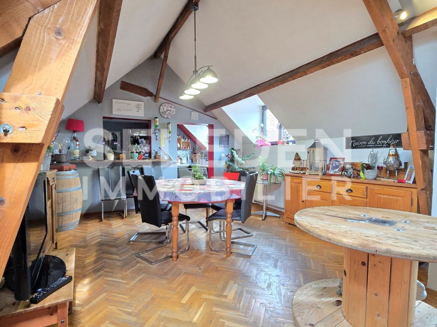 Immeuble de 221m2
