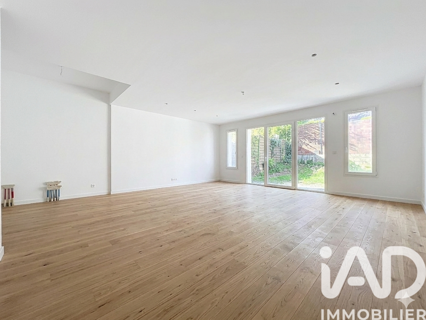 Maison à vendre - 6 pièces - 145m2 - Suresnes (92150)