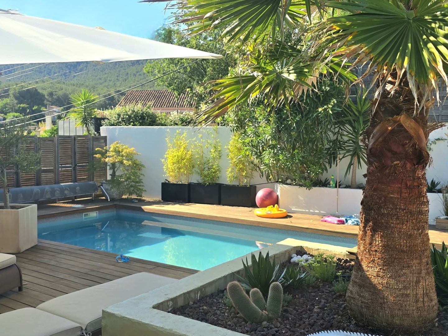 Appartement à vendre - 5 pièces - 130m2 - La Penne-Sur-Huve... (13821)