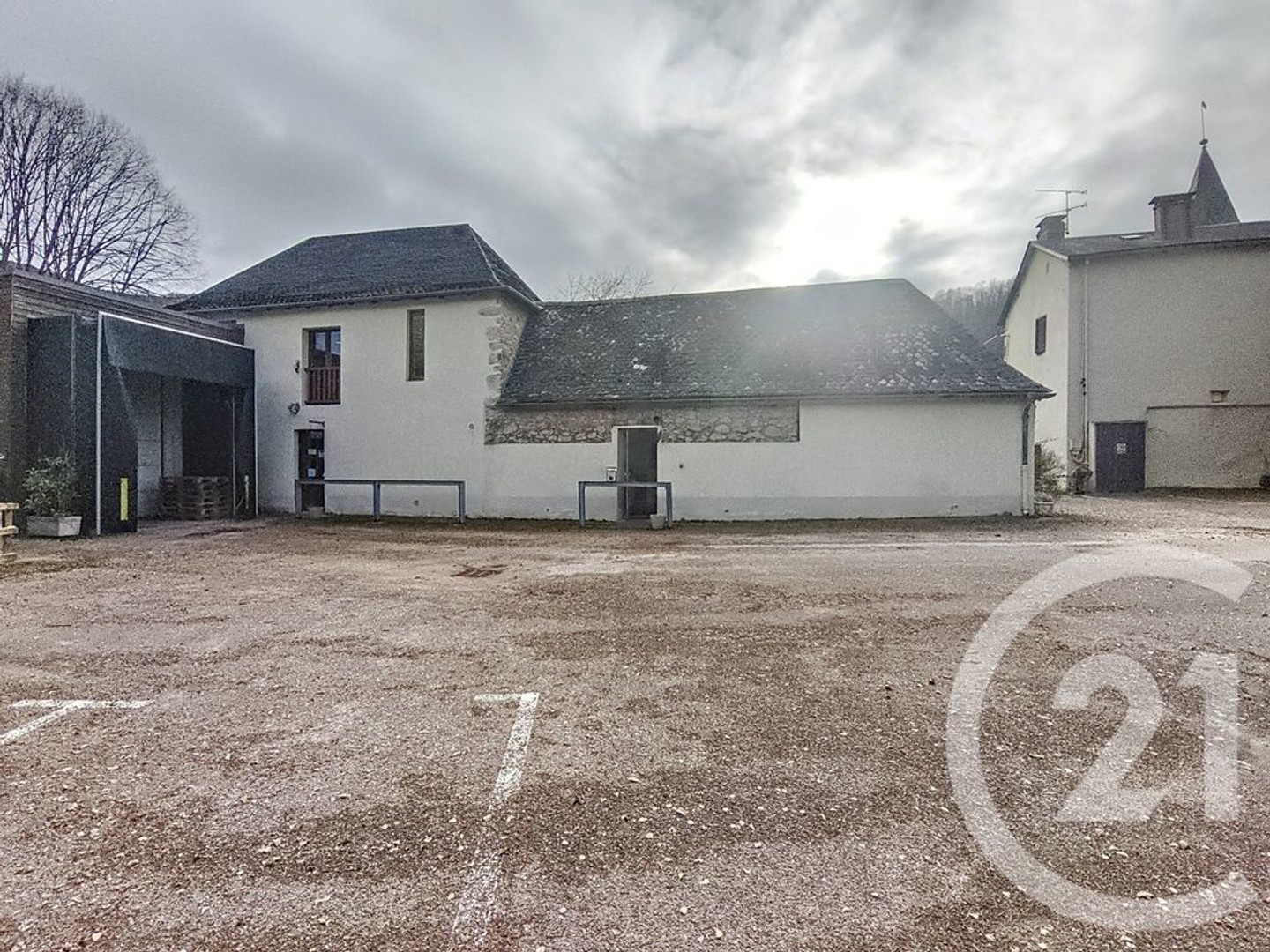 Locaux à vendre - Moulis (09200)