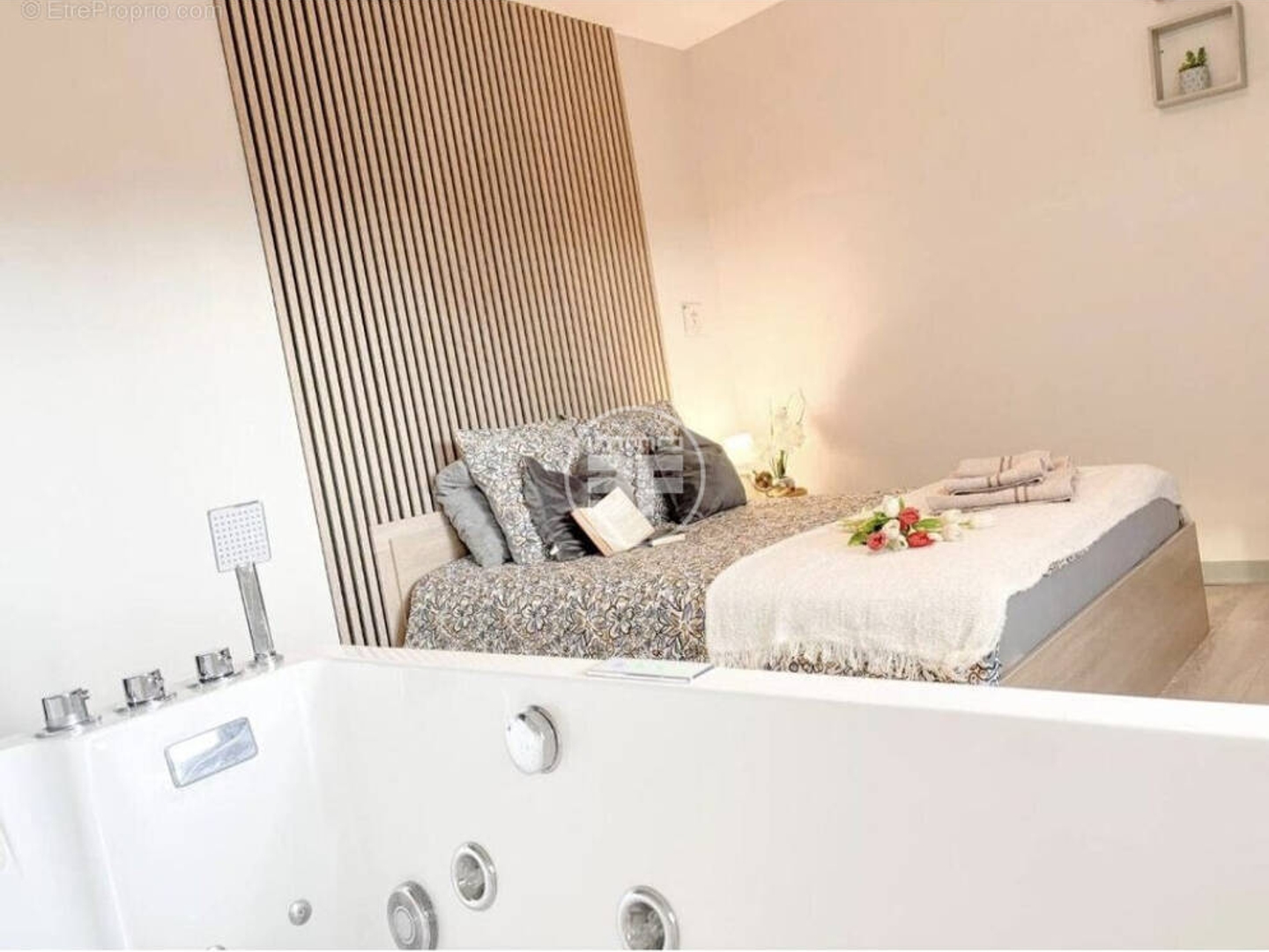 Appartement 1 pièce 88 m²
