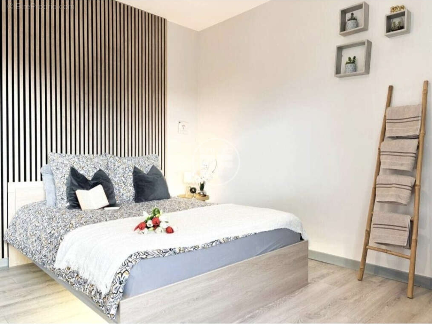 Appartement à vendre - 1 pièce - 88m2 - Saint-Louis (68300)