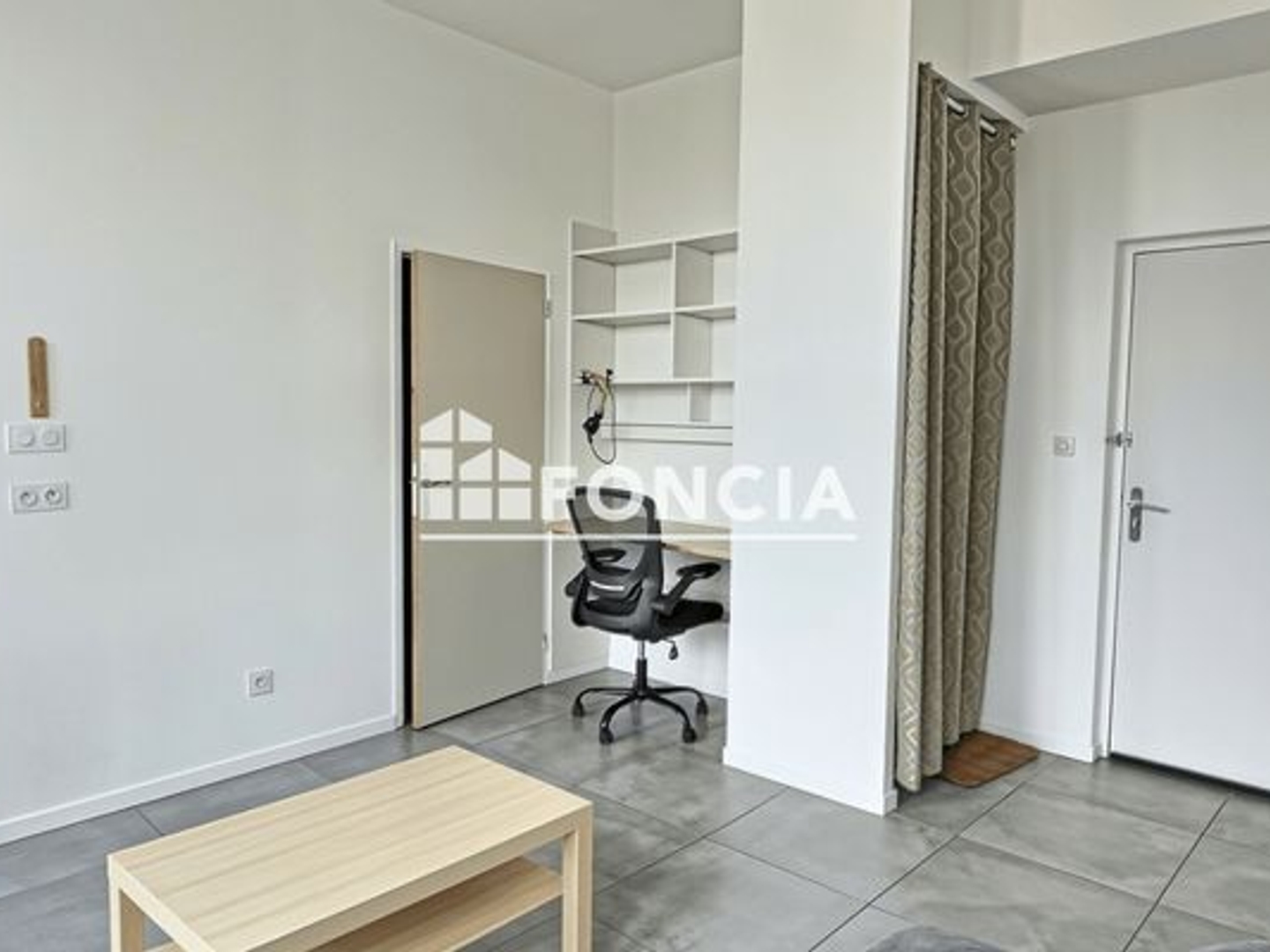 Appartement à vendre - 1 pièce - 26m2 - Saint-Étienne (42000)