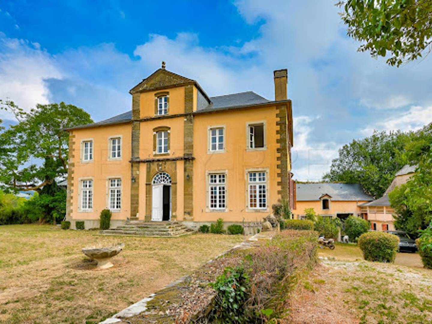 Maison à vendre - 9 pièces - 500m2 - Pau (64000)