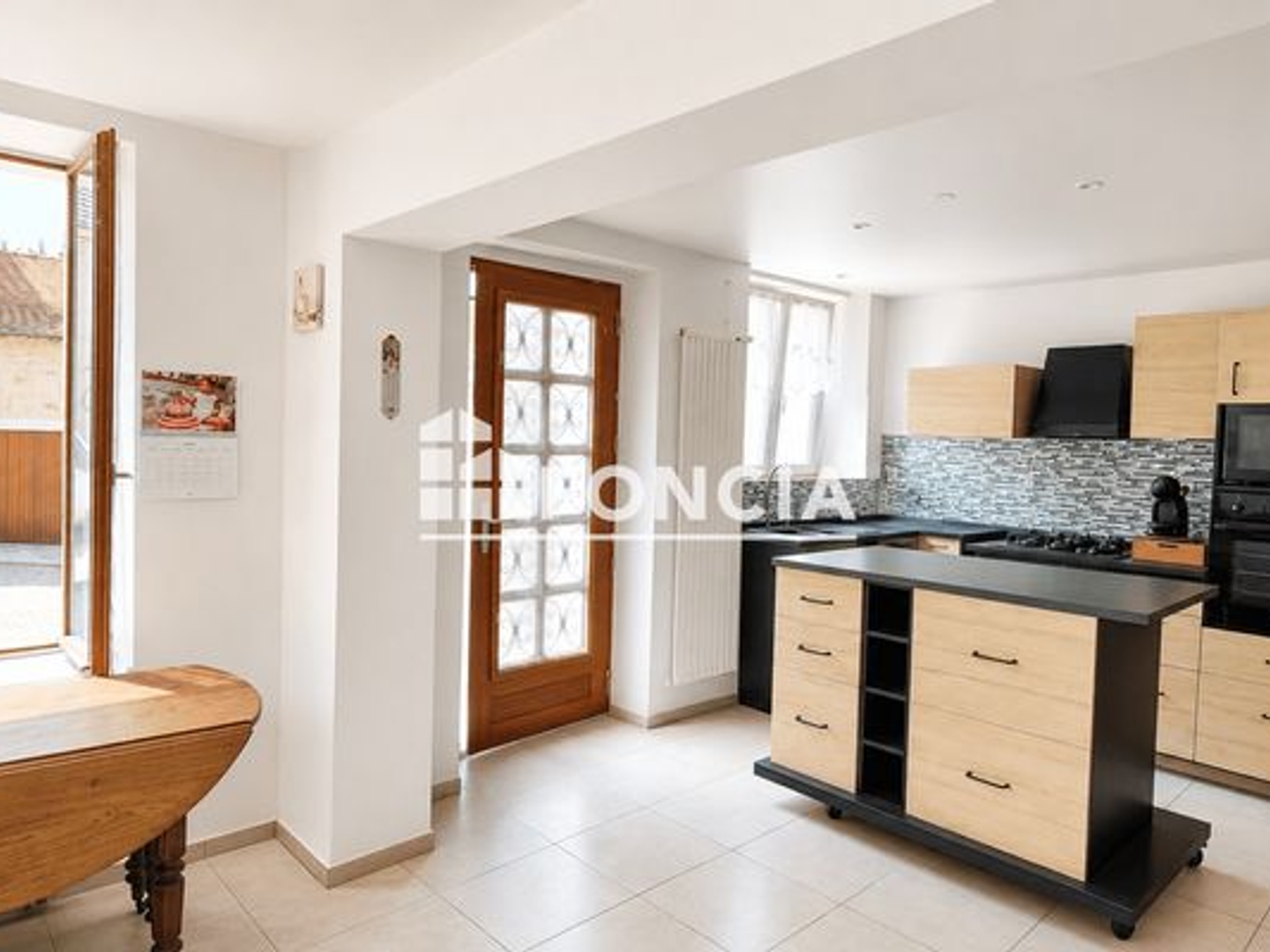 Maison à vendre - 3 pièces - 72m2 - Nanteuil-Notre-Dame (02210)