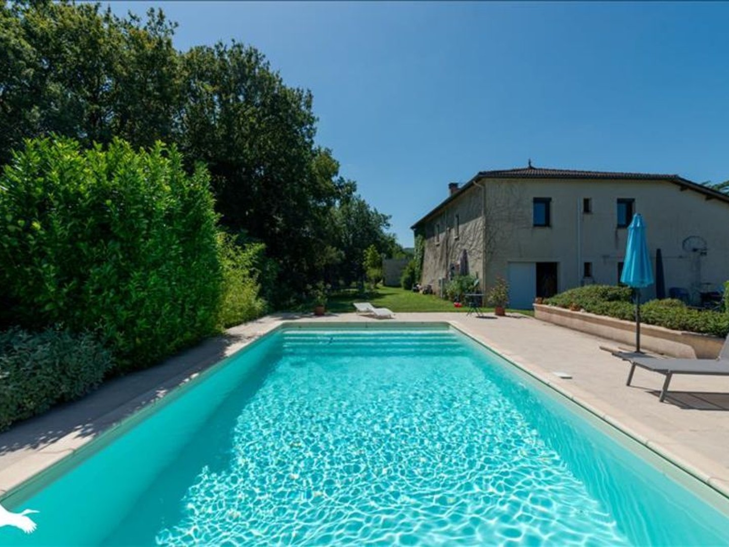 Maison en pierre de 7 pièces principales